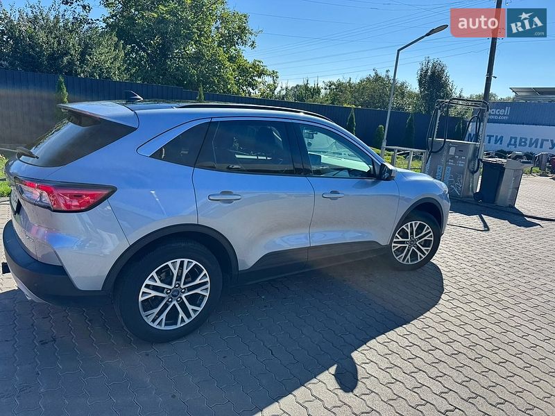 Внедорожник / Кроссовер Ford Escape 2022 в Киеве