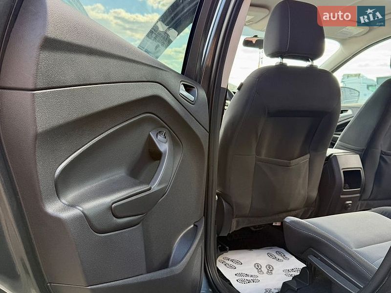 Внедорожник / Кроссовер Ford Escape 2015 в Оржеве