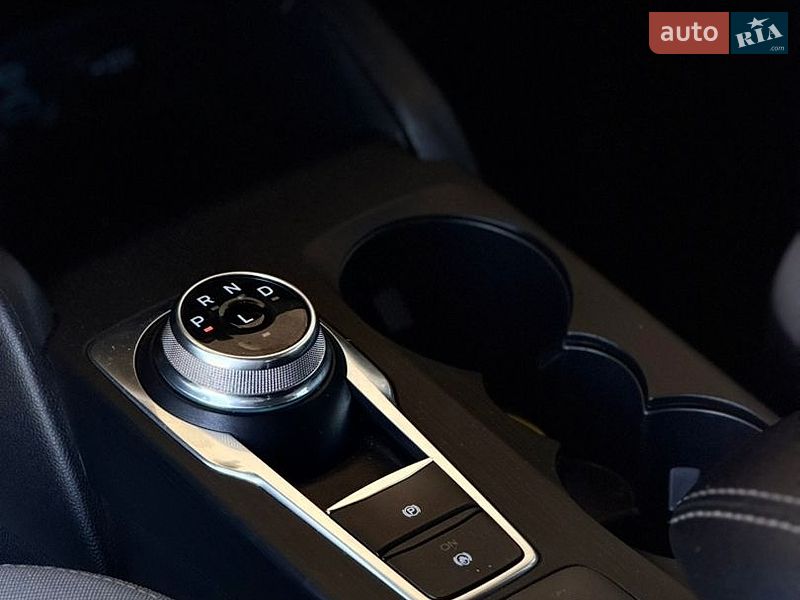 Внедорожник / Кроссовер Ford Escape 2022 в Николаеве