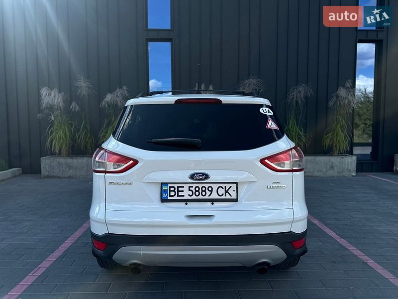 Внедорожник / Кроссовер Ford Escape 2013 в Первомайске