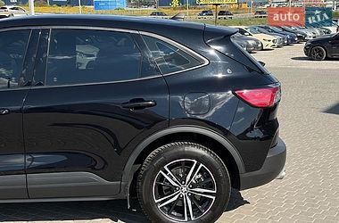 Внедорожник / Кроссовер Ford Escape 2021 в Львове