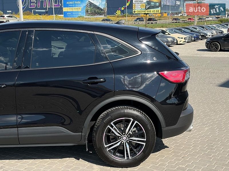 Внедорожник / Кроссовер Ford Escape 2021 в Львове