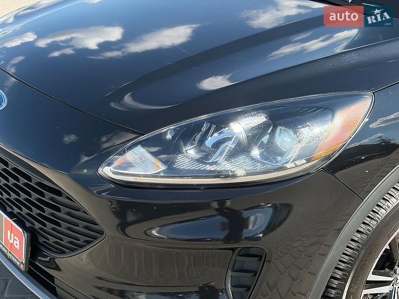 Внедорожник / Кроссовер Ford Escape 2021 в Львове