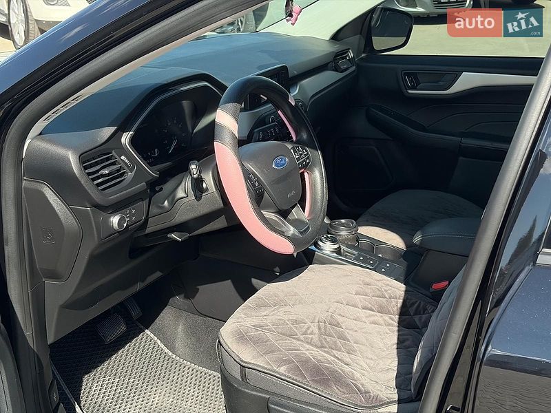 Внедорожник / Кроссовер Ford Escape 2021 в Львове