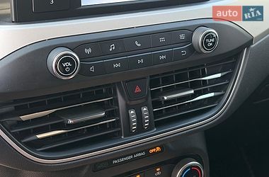 Внедорожник / Кроссовер Ford Escape 2021 в Львове