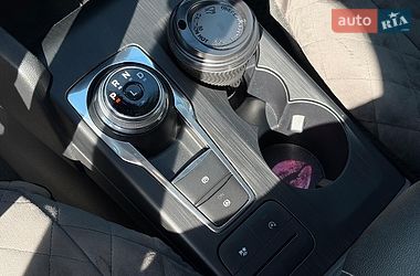Внедорожник / Кроссовер Ford Escape 2021 в Львове