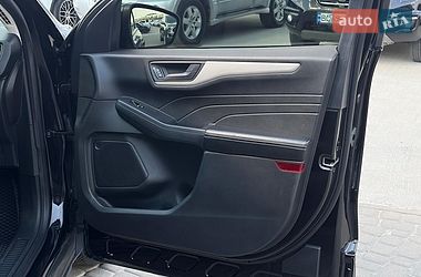 Внедорожник / Кроссовер Ford Escape 2021 в Львове