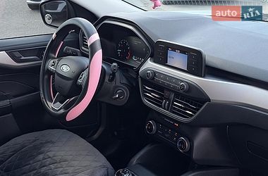 Внедорожник / Кроссовер Ford Escape 2021 в Львове