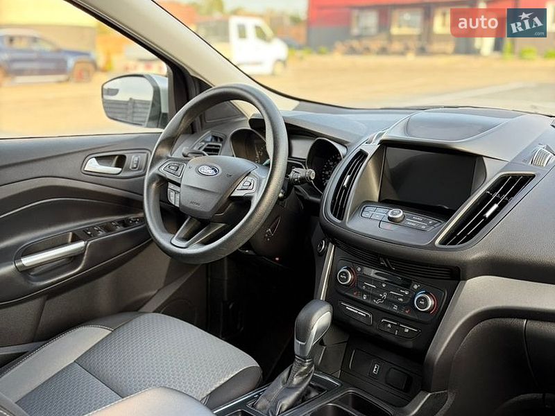 Позашляховик / Кросовер Ford Escape 2019 в Дубні