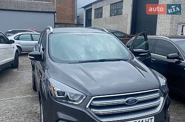 Ford Escape  2017