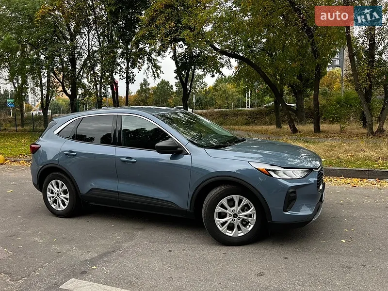 Ford Escape