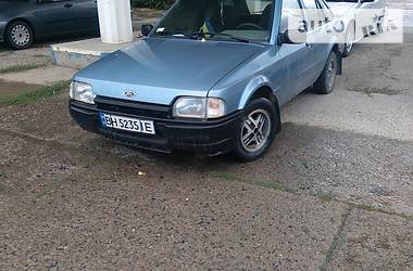 Ford Escort  1987