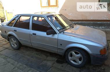 Ford Escort  1986