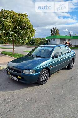 Ford Escort  1998