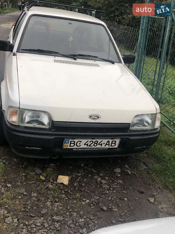 Ford Escort 1986