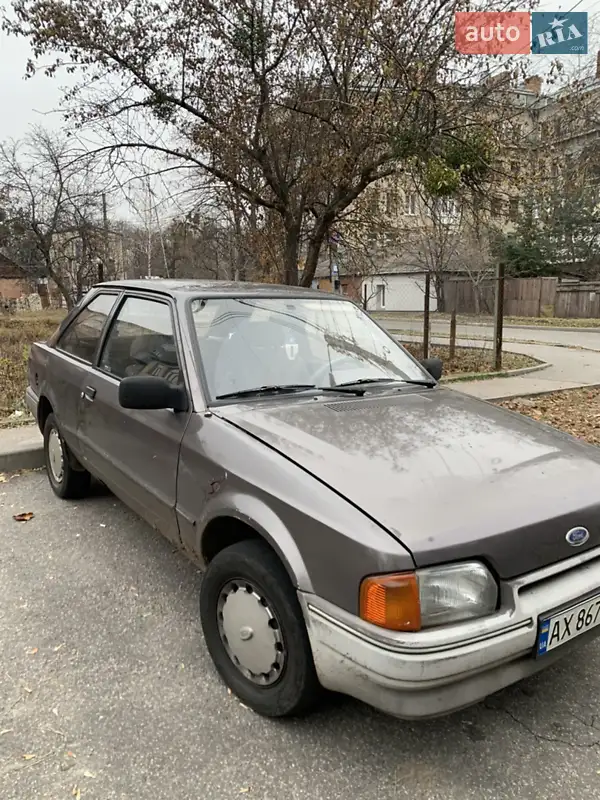 Ford Escort 1987