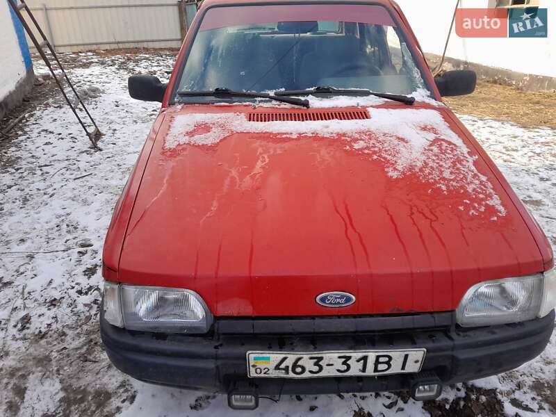Хэтчбек Ford Escort 1987 в Погребище фото 3 Хэтчбек Ford Escort 1987 в Погребище