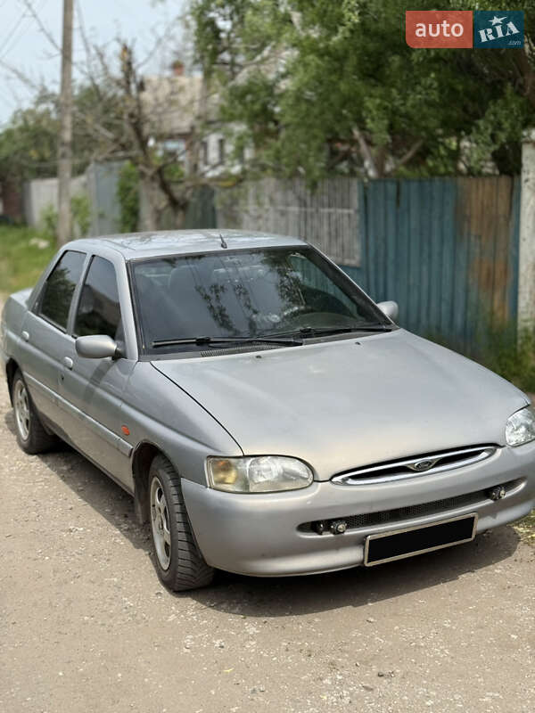 Ford Escort