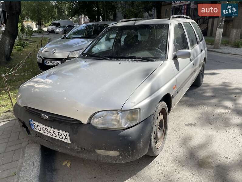 Універсал Ford Escort