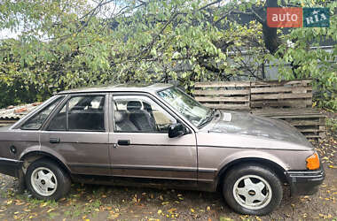 Ford Escort  1986