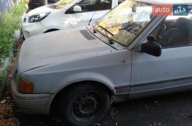 Ford Escort  1988