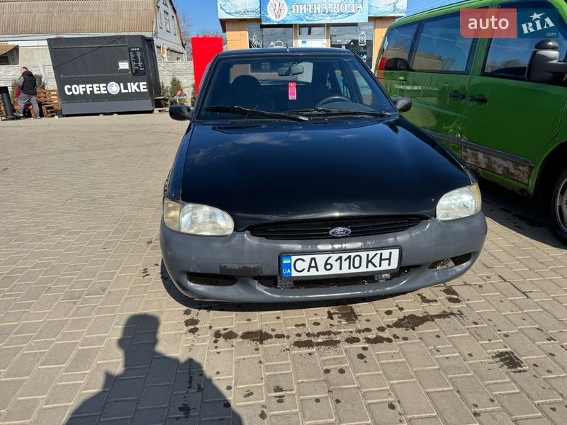 Хетчбек Ford Escort 1997 в Городищеві фото 12 Хетчбек Ford Escort 1997 в Городищеві