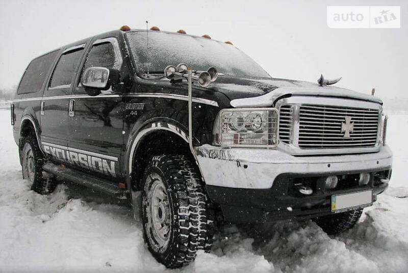 Легковые Ford Excursion