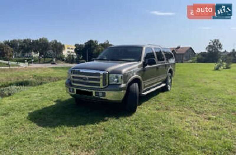 Ford Excursion