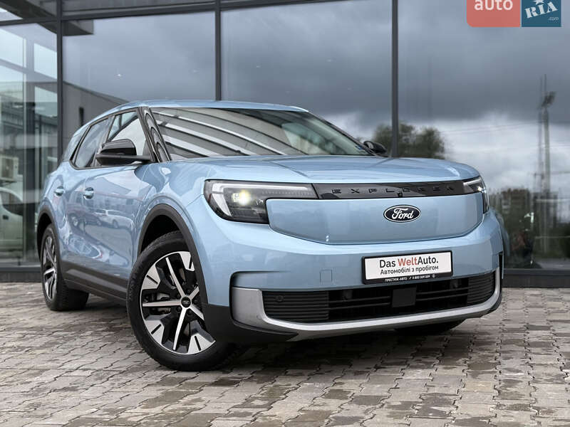 Легкові Ford Explorer EV