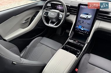 Внедорожник / Кроссовер Ford Explorer EV 2025 в Хмельницком