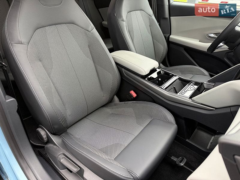 Внедорожник / Кроссовер Ford Explorer EV 2025 в Хмельницком