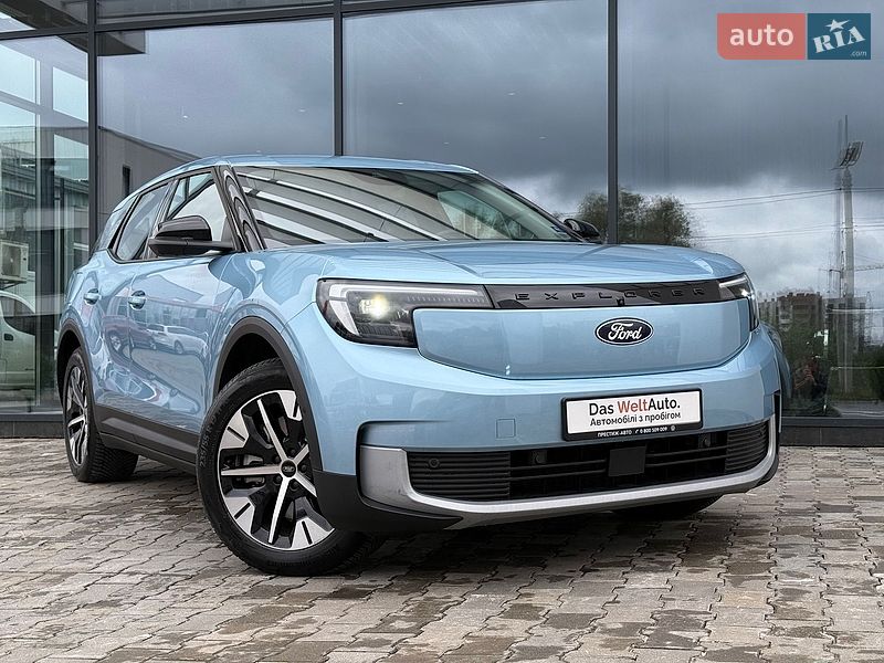 Легкові Ford Explorer EV