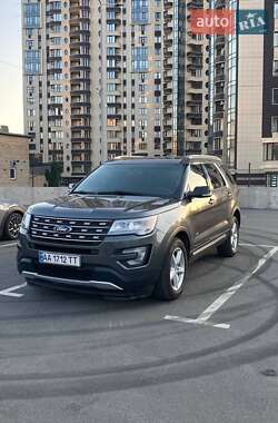 Ford Explorer XLT 2016