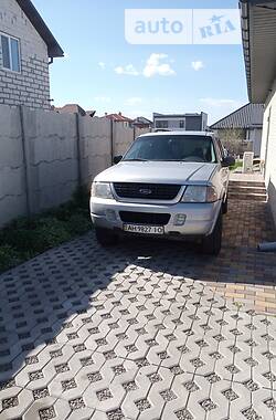 Ford Explorer  2002