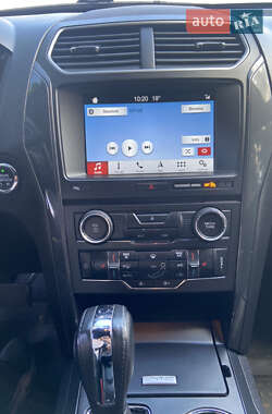 Внедорожник / Кроссовер Ford Explorer 2018 в Днепре