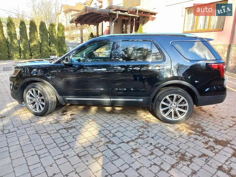 Ford Explorer