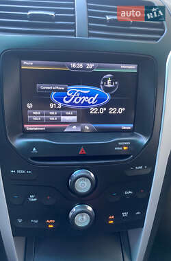 Позашляховик / Кросовер Ford Explorer 2015 в Первомайську фото 12 Позашляховик / Кросовер Ford Explorer 2015 в Первомайську