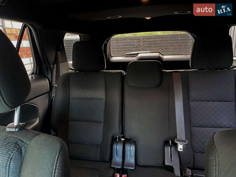 Позашляховик / Кросовер Ford Explorer 2015 в Первомайську фото 21 Позашляховик / Кросовер Ford Explorer 2015 в Первомайську