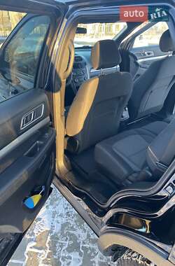 Позашляховик / Кросовер Ford Explorer 2017 в Львові