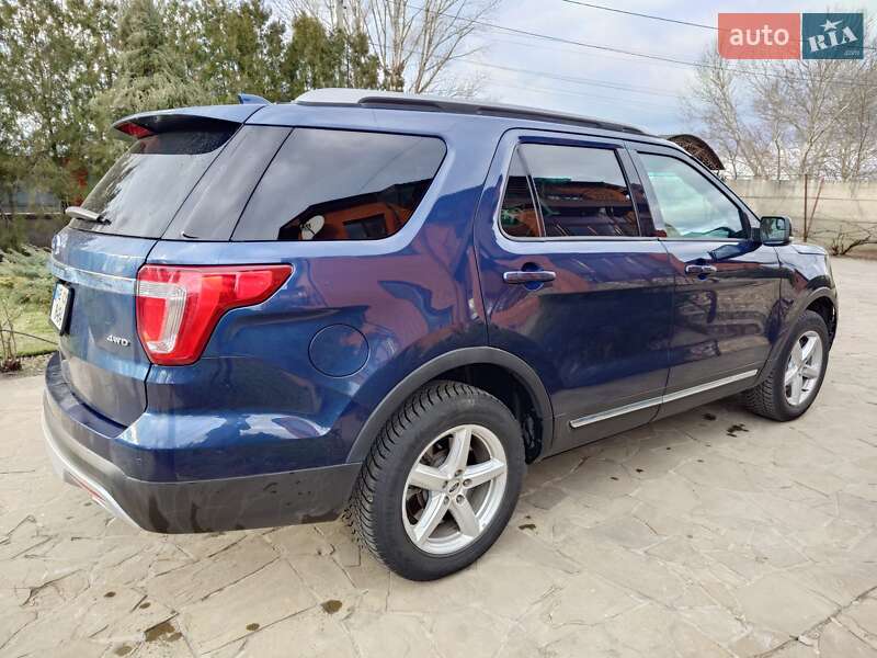 Внедорожник / Кроссовер Ford Explorer 2017 в Днепре