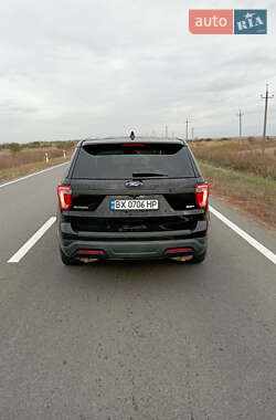 Внедорожник / Кроссовер Ford Explorer 2018 в Хмельницком