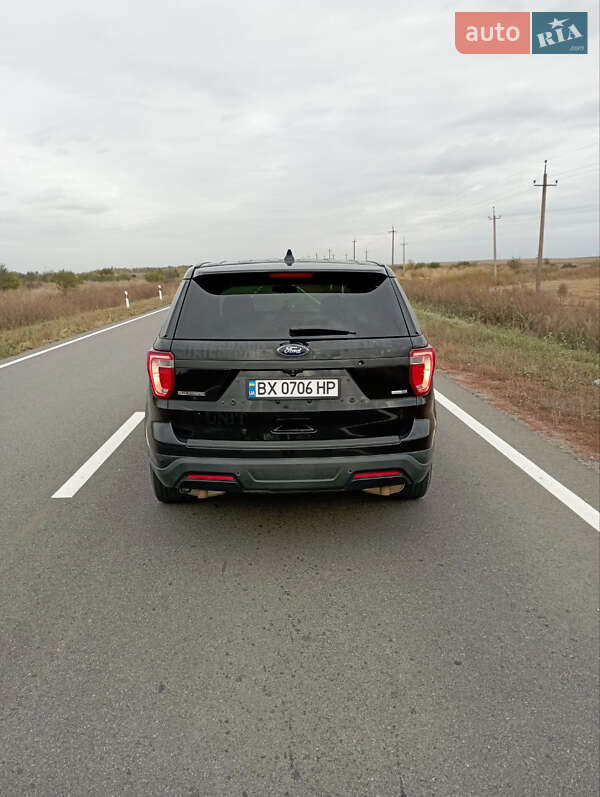 Внедорожник / Кроссовер Ford Explorer 2018 в Хмельницком