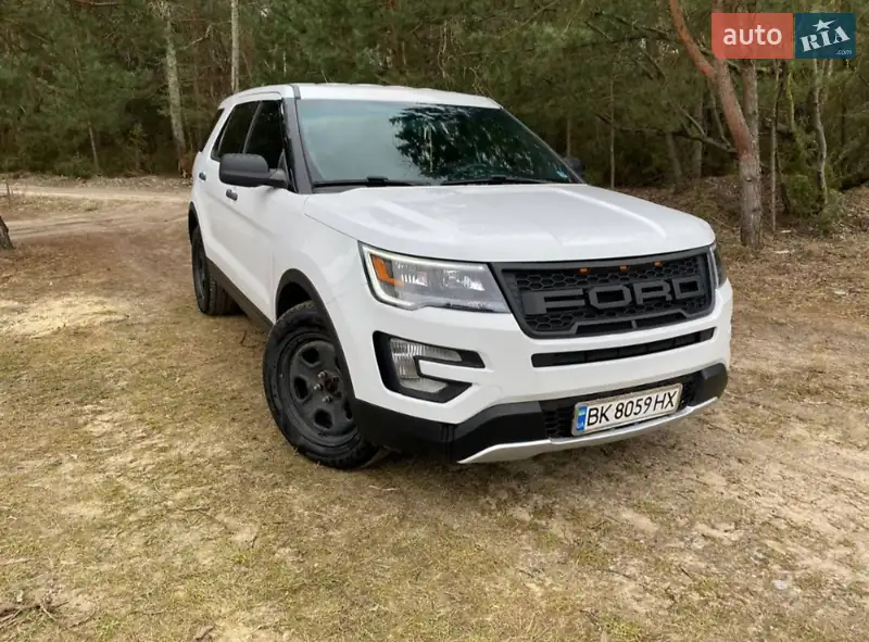 Ford Explorer