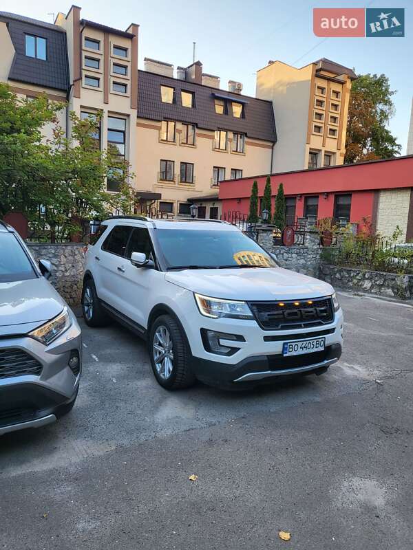 Внедорожник / Кроссовер Ford Explorer 2017 в Тернополе
