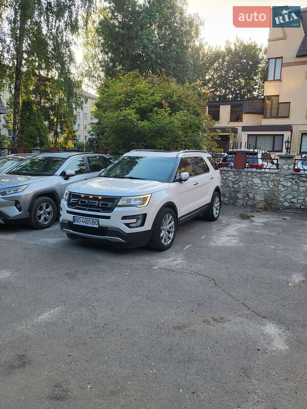 Внедорожник / Кроссовер Ford Explorer 2017 в Тернополе