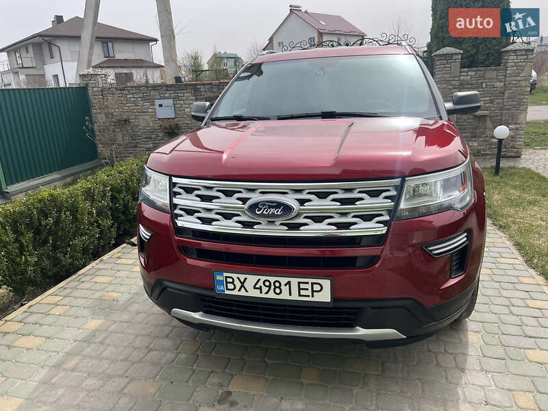 Внедорожник / Кроссовер Ford Explorer 2018 в Хмельницком