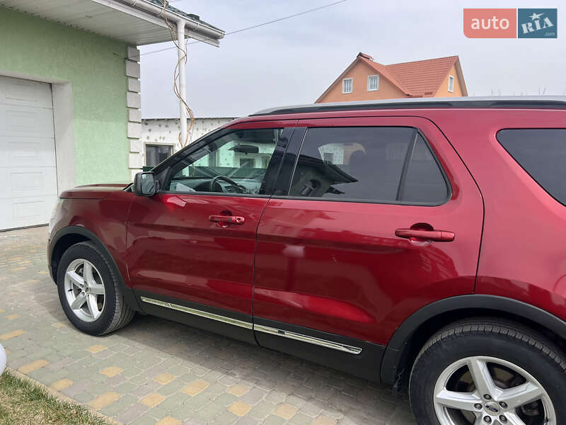 Внедорожник / Кроссовер Ford Explorer 2018 в Хмельницком