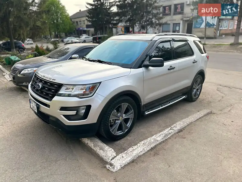 Ford Explorer