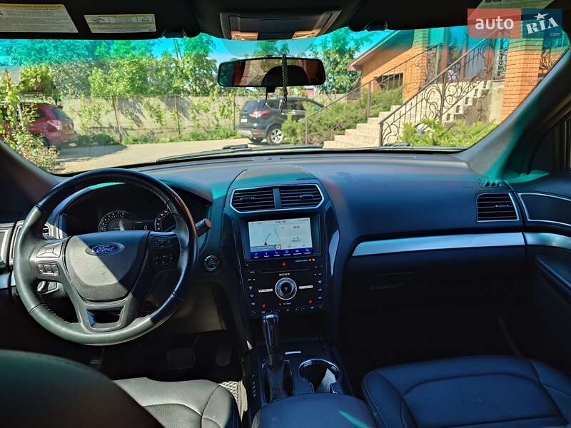 Внедорожник / Кроссовер Ford Explorer 2017 в Днепре