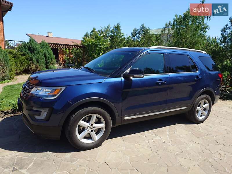 Внедорожник / Кроссовер Ford Explorer 2017 в Днепре
